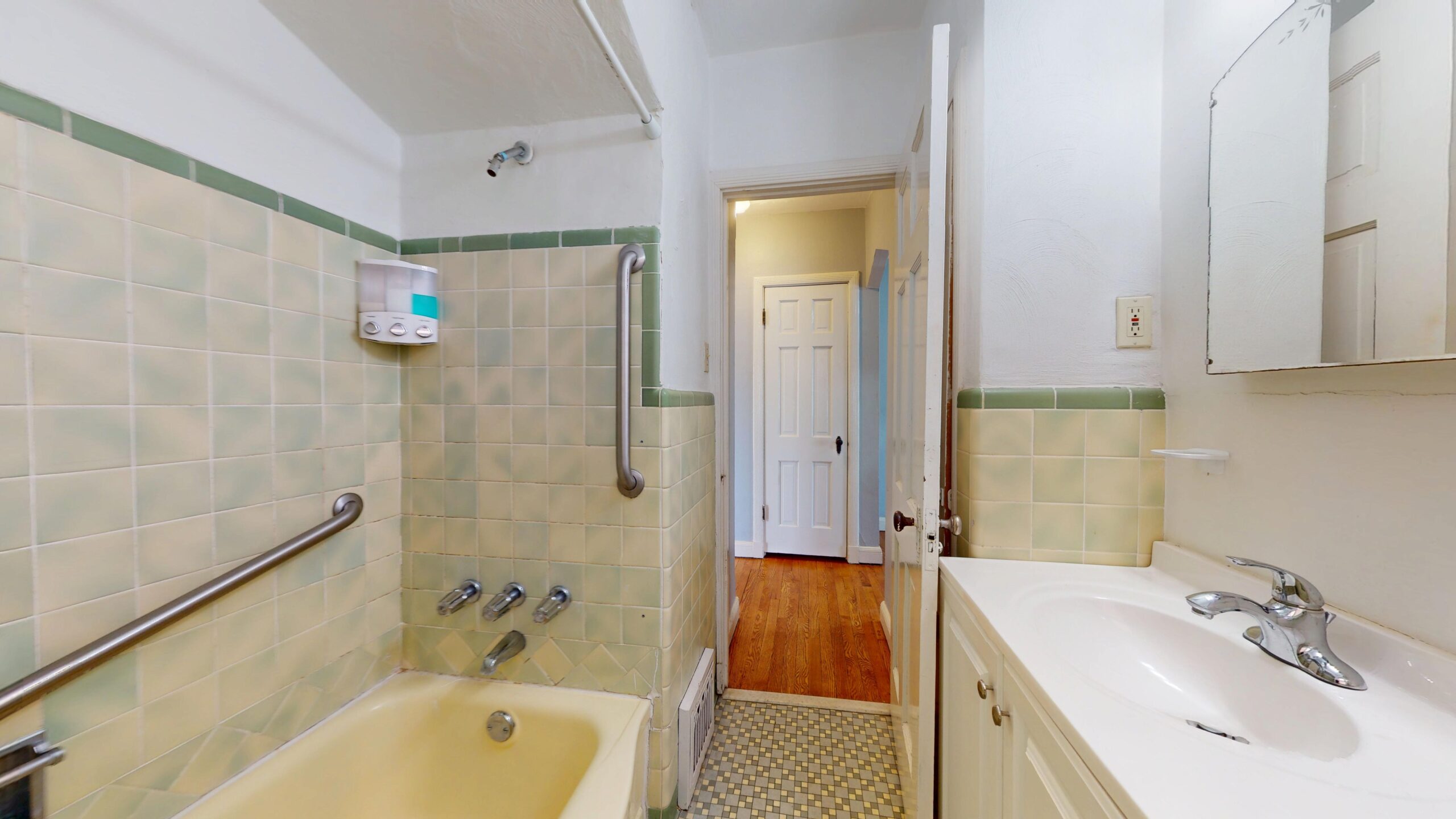 5816 Mardel 1st Floor - 23